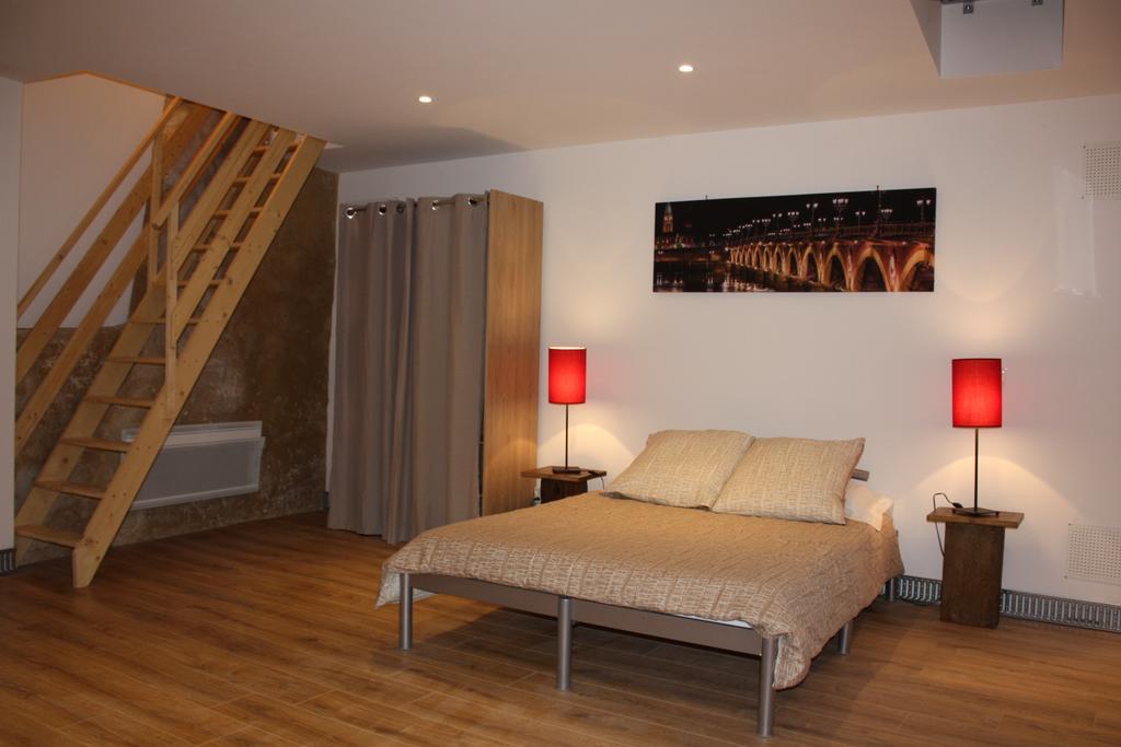 Le Clos Beaufleury Bordeaux Bagian luar foto